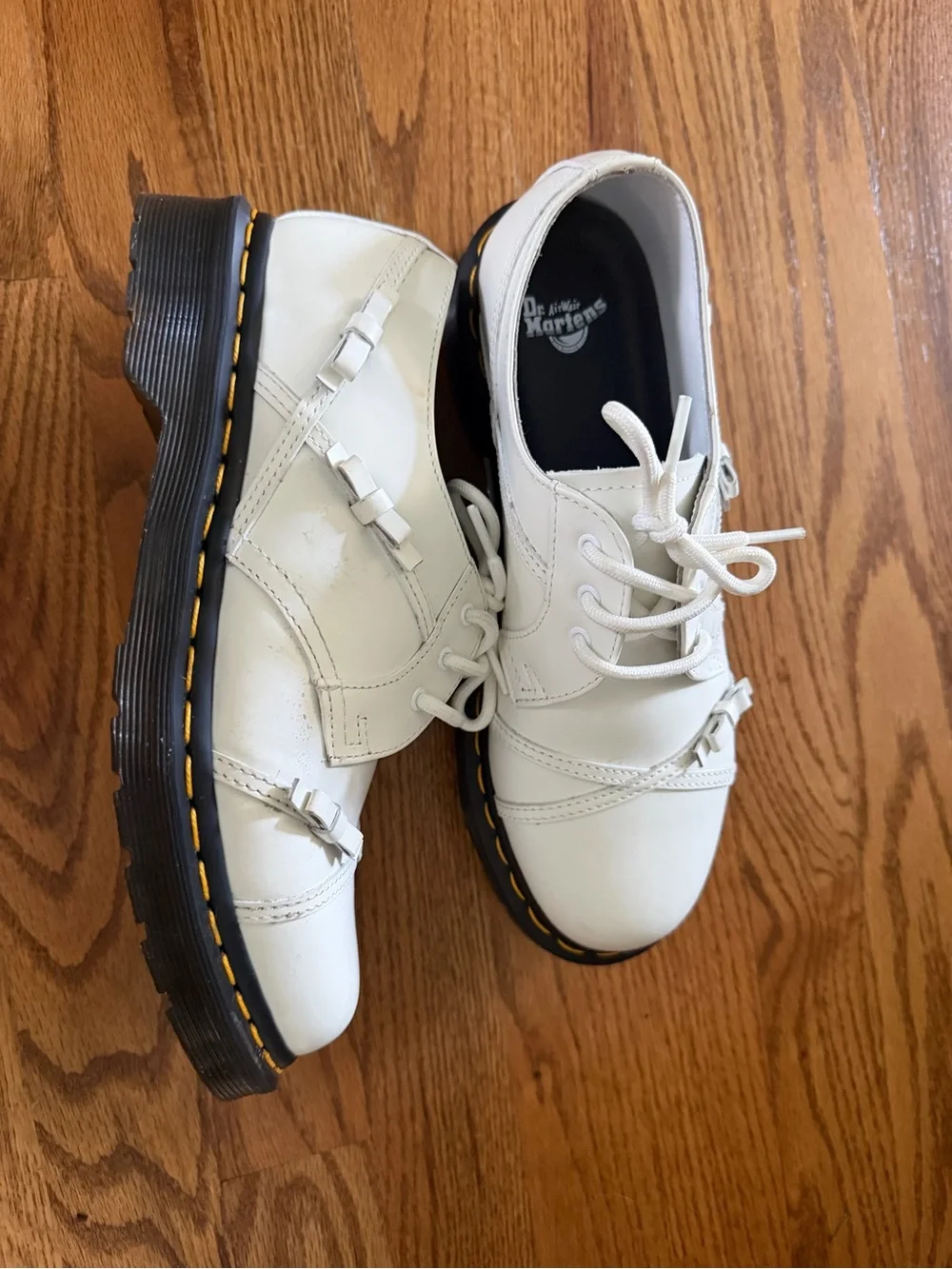 Dr. Martens 1461 Bow Oxford White Leather Lace-Up Shoe size 8 women’s